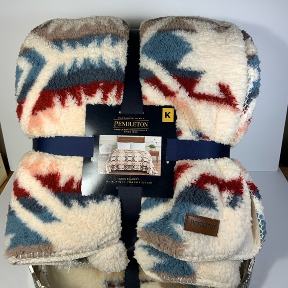 Pendleton Bedding New Pendleton Sherpa Fleece Blanket King White